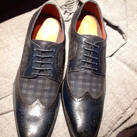 TALLIA Other - True blue sharp dress shoes
